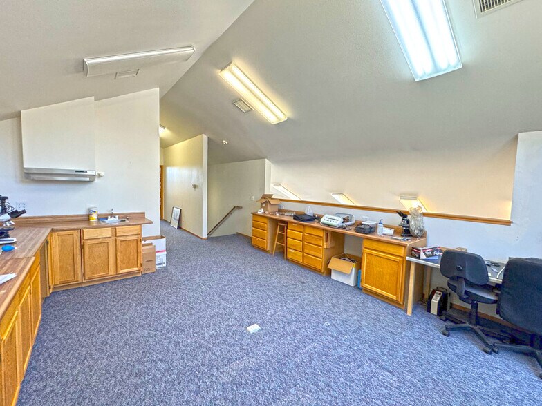 More Photos Of 108 Coronado Ct, Fort Collins Office For Sale