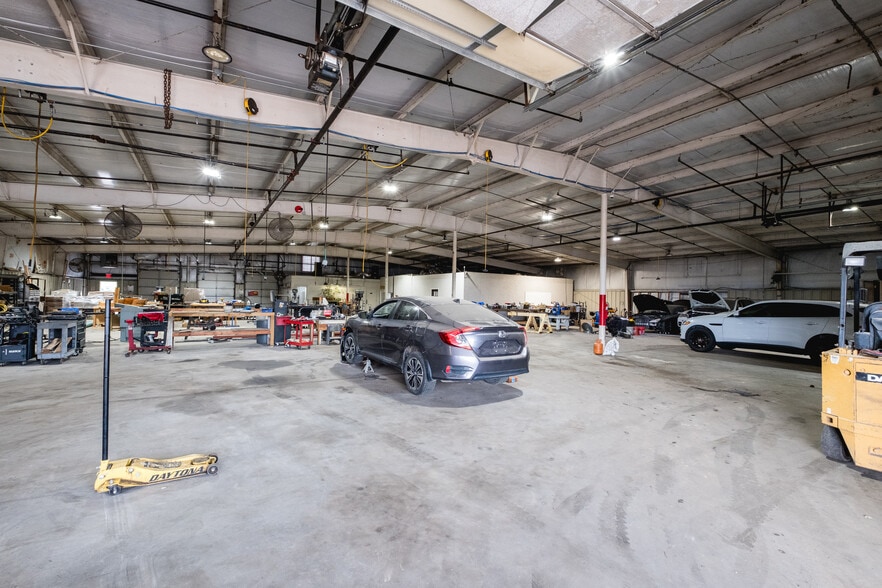 More Photos Of 714 Calhoun St, Little Rock Industrial For Sale