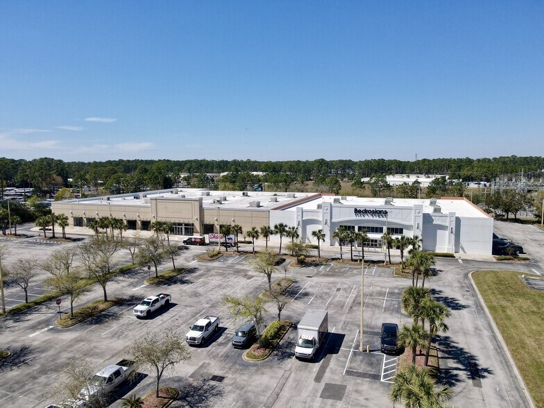 More Photos Of 1924 W International Speedway Blvd, Daytona Beach General Retail For Sale