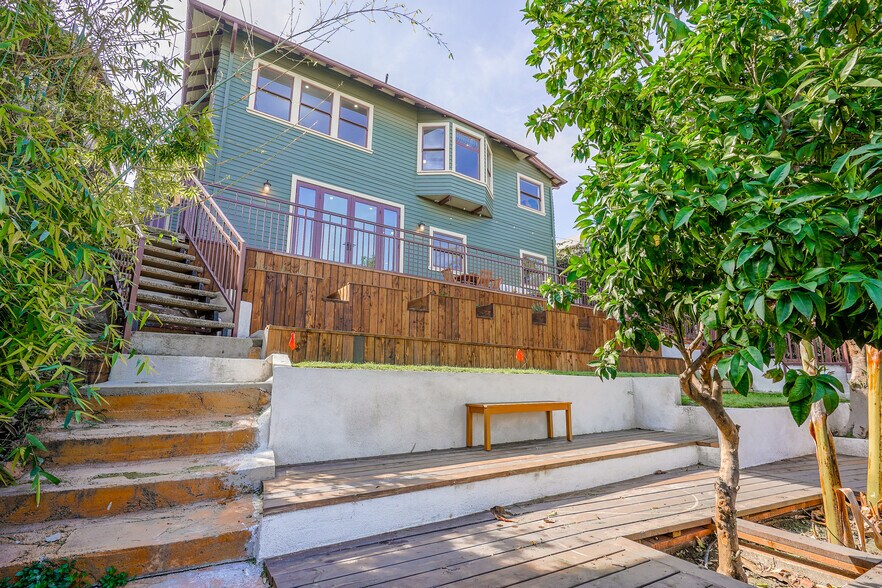 More Photos Of 844 E Kensington Rd, Los Angeles Specialty For Sale
