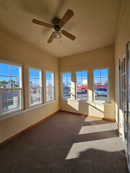 More Photos Of 1431 W Thatcher Blvd, Safford General Retail For Sale