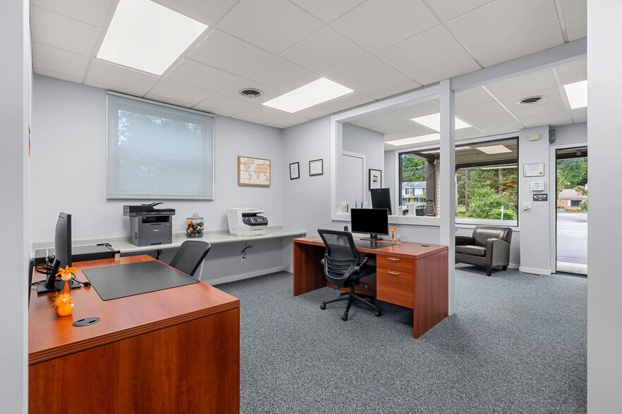More Photos Of 859 Washington St, Easton Office For Lease