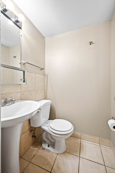 More Photos Of 2901-2979 W Cannes Dr, Peoria Apartments For Sale