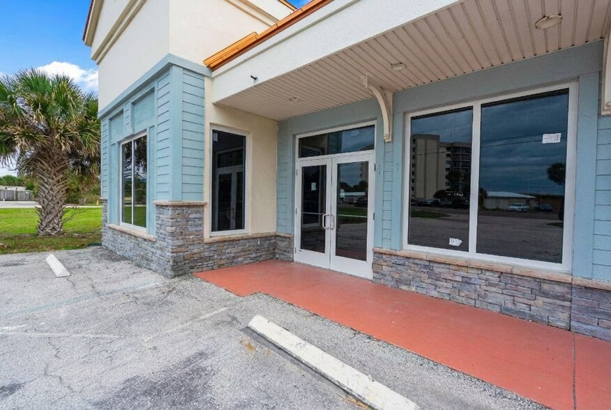 More Photos Of 1324 Highway A1A, Satellite Beach Freestanding For Sale