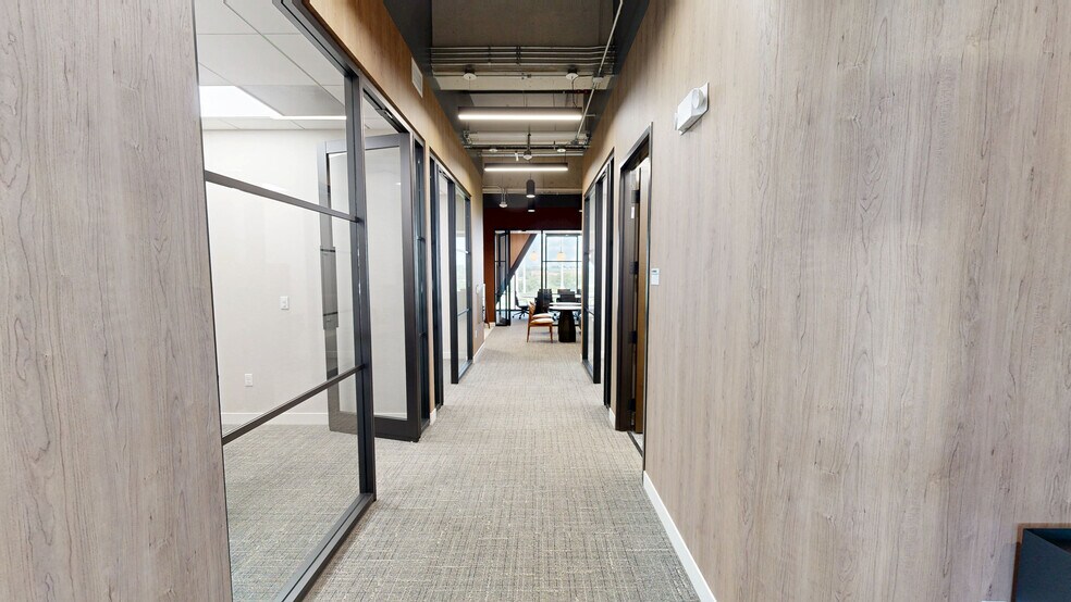 More Photos Of 3800 S J.B. Hunt Dr, Rogers Office For Lease