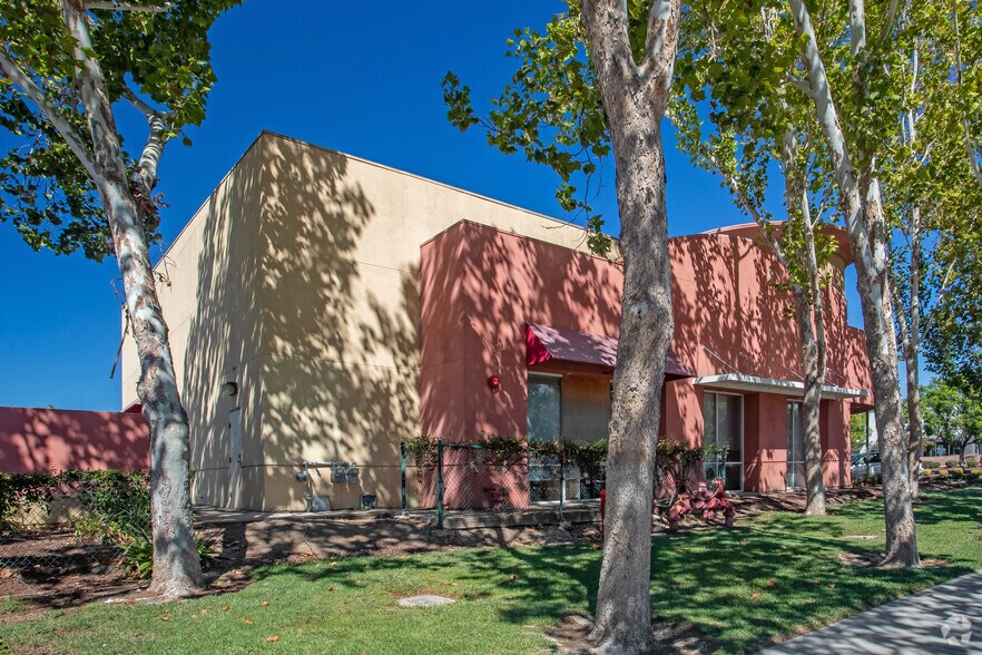 More Photos Of 109 Bernal Rd, San Jose Freestanding For Lease
