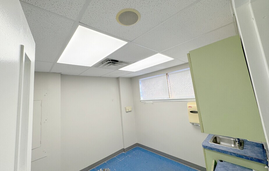 More Photos Of 17 S New York Ave, Atlantic City Parking Garage For Lease