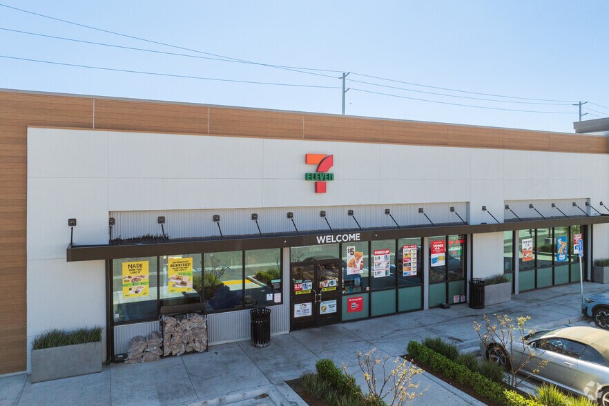 More Photos Of 15666 Hellman, Chino Convenience Store For Sale