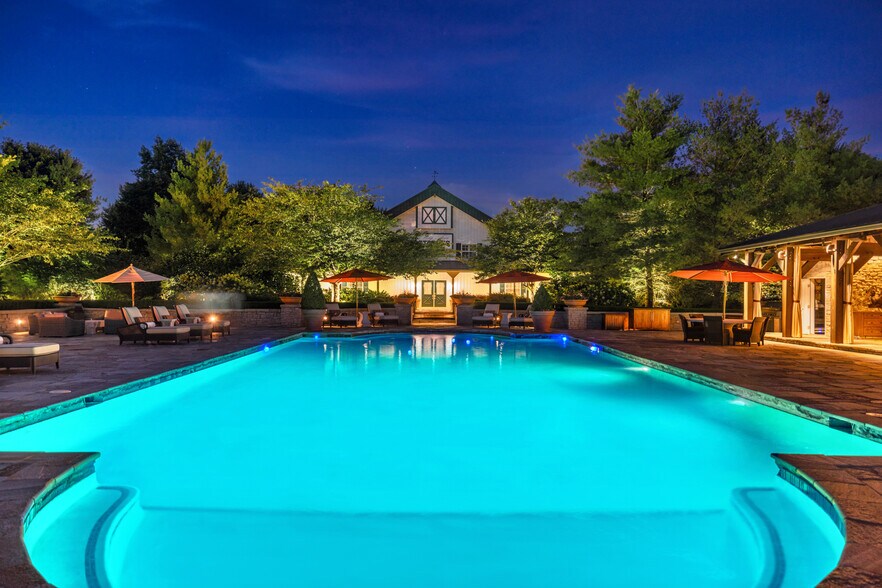 More Photos Of 5382 E State Road 162, Santa Claus Lodge Meeting Hall For Sale