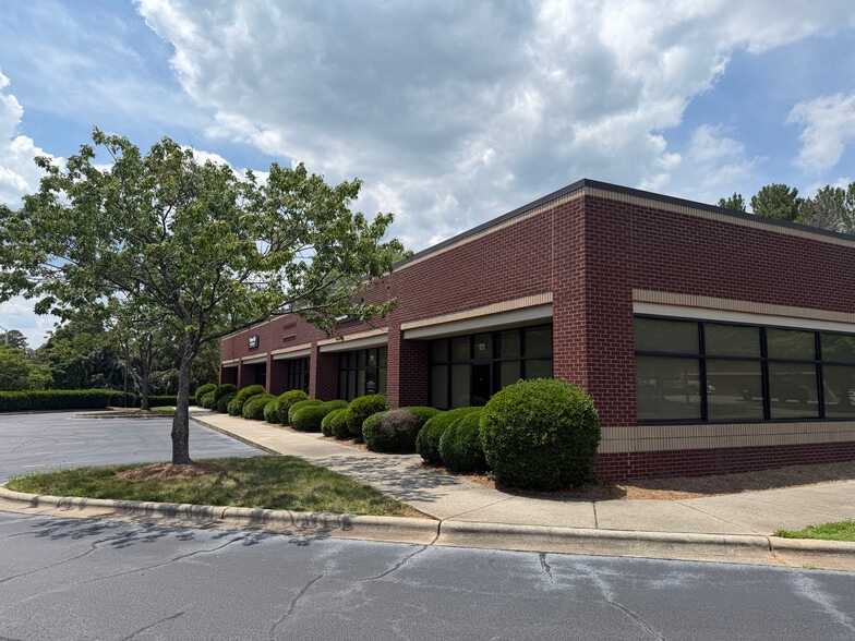 Primary Photo Of 101 Towerview Ct, Cary Flex For Sale