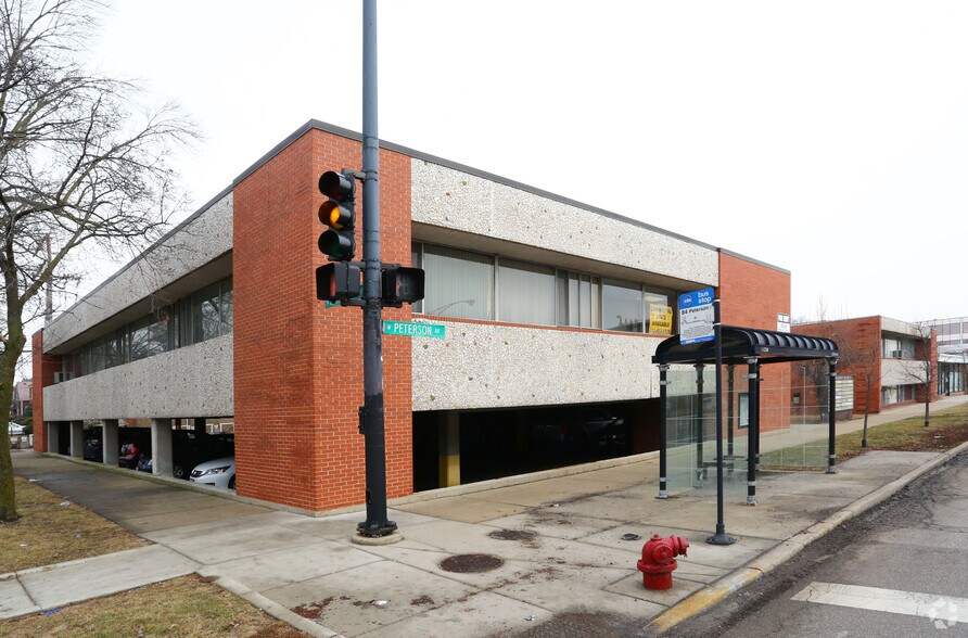 More Photos Of 3542 W Peterson Ave, Chicago Office Residential For Sale