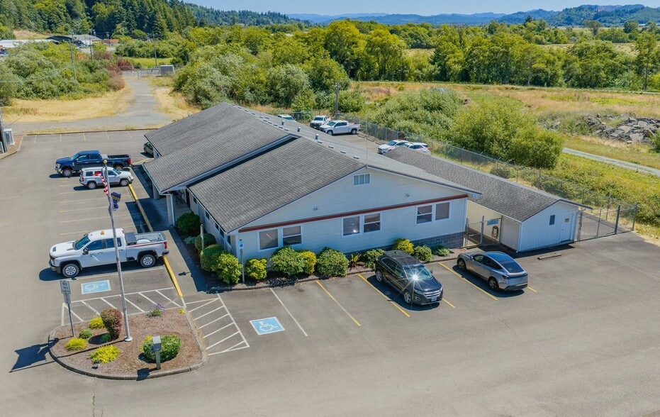 More Photos Of 307 Highway 42 E, Coquille Industrial For Sale