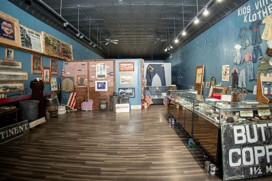 More Photos Of 301 E Park Ave, Anaconda Storefront Retail Office For Sale