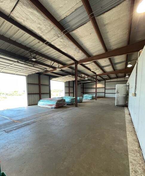 More Photos Of 501 Anthony Rd, Victoria Industrial For Lease