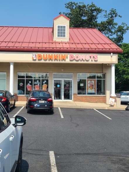 More Photos Of 843 State Route 33, Freehold Unknown For Lease