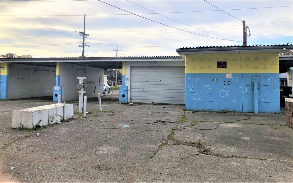 More Photos Of 1809 Vorster Ave, Louisville Carwash For Lease