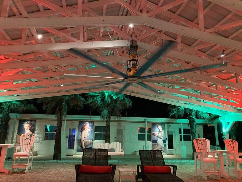 More Photos Of 1204 S Oceanshore Blvd, Flagler Beach Hotel For Sale