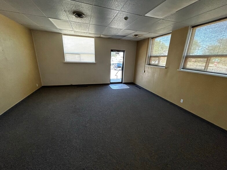 More Photos Of 801 2nd St S, Great Falls Industrial For Lease