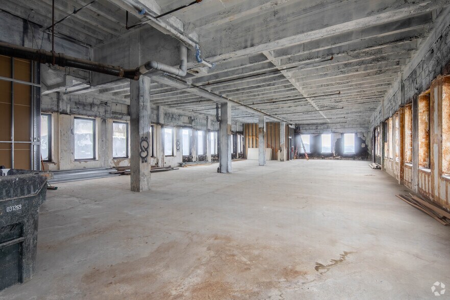 More Photos Of 931 Noble St, Anniston Office For Sale