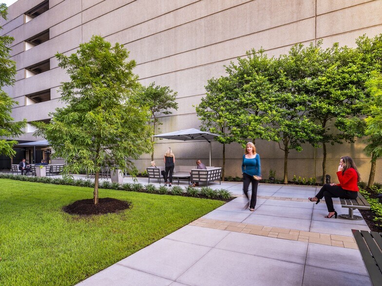 More Photos Of 3355 W Alabama St, Houston Office For Lease