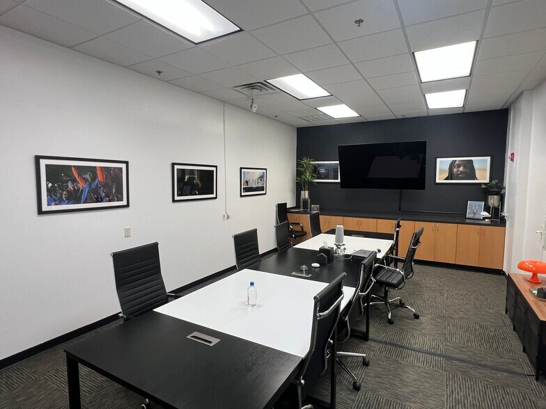 More Photos Of 214-218 E Main St, Oklahoma City Office For Lease