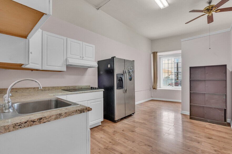 More Photos Of 524-528 1st St, Rodeo Apartments For Sale