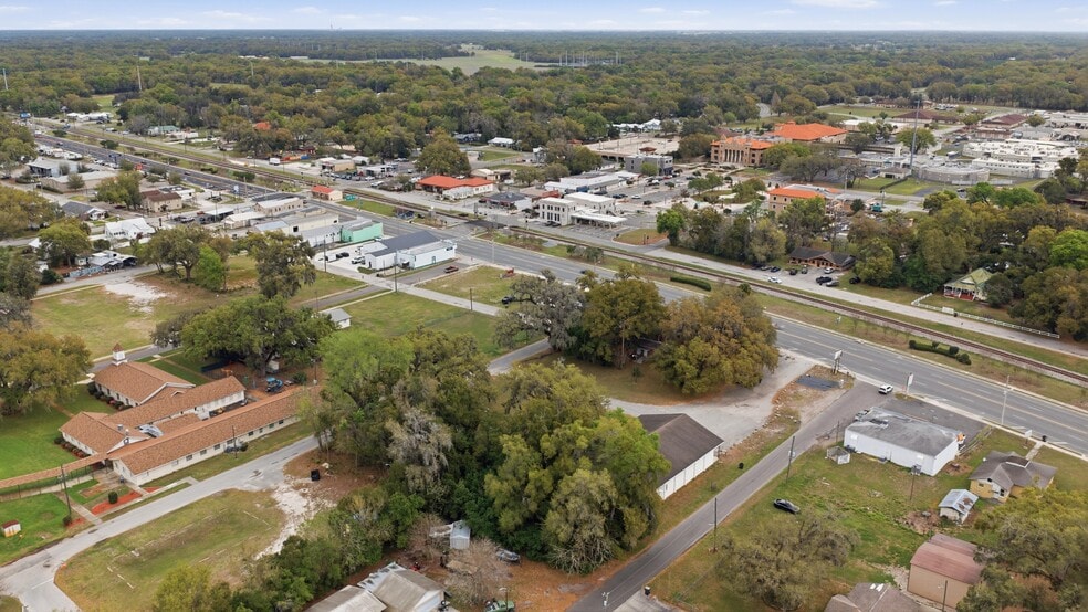 More Photos Of 120 N Main St, Bushnell Office Residential For Sale