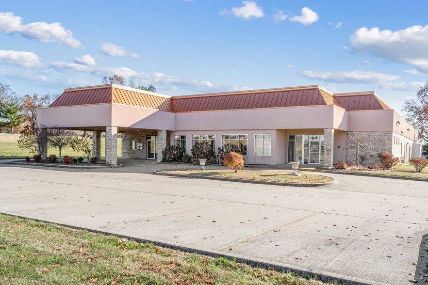 More Photos Of 3241 Percy Dr, Cape Girardeau Medical For Lease