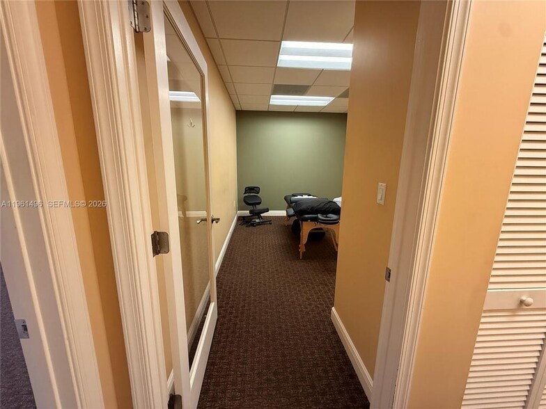 More Photos Of 2699 Stirling Rd, Fort Lauderdale Medical For Lease