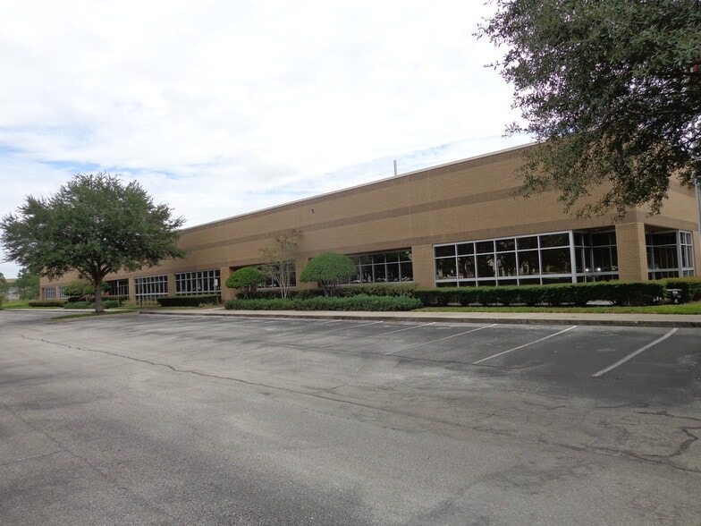 More Photos Of 7011 A C Skinner Pky, Jacksonville Office For Sale