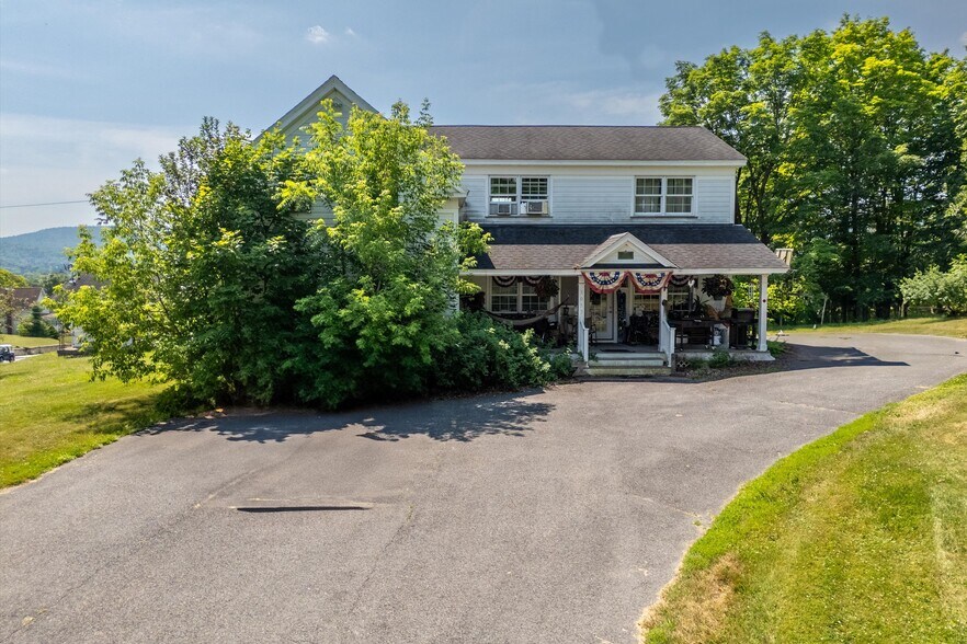 More Photos Of 1053 Wicker St, Ticonderoga Multifamily For Sale