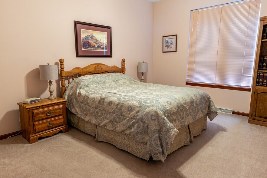 More Photos Of 3702 Squaw Beach Rd, Big Bay Specialty For Sale
