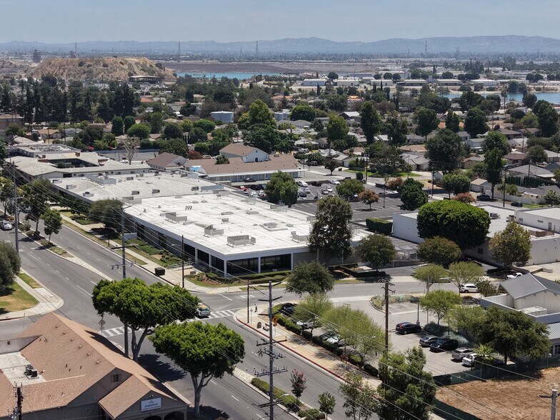 More Photos Of 400 E Live Oak Ave, Arcadia Office For Sale