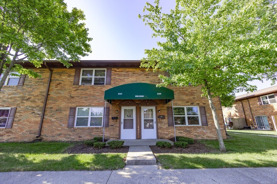 More Photos Of 2111 W Frederick Dr, Marion Apartments For Sale