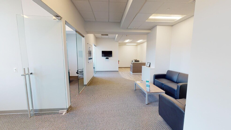 More Photos Of 110 N Brockway St, Palatine Office For Sale