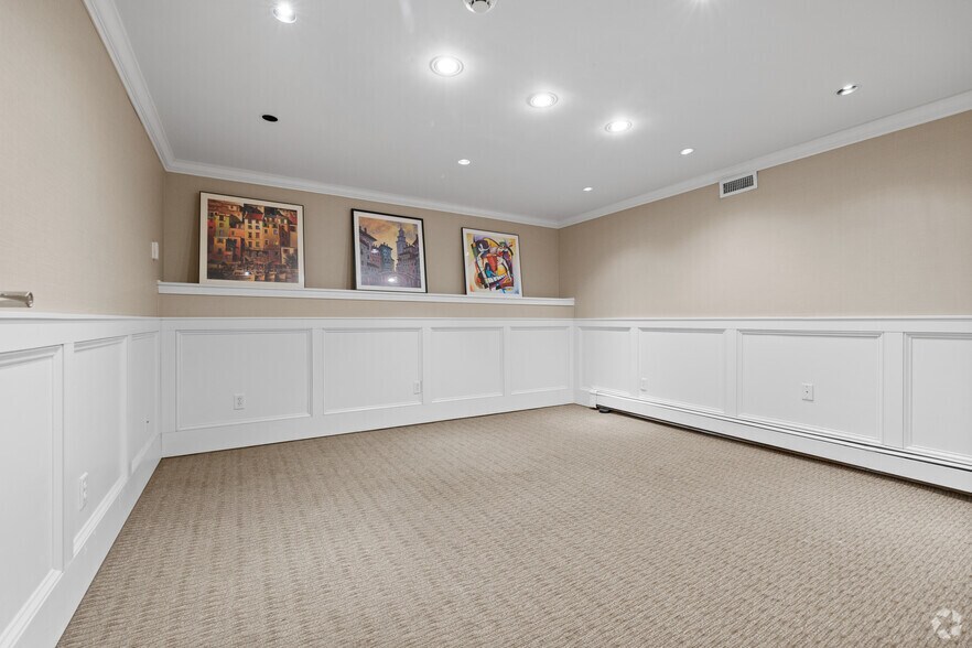 More Photos Of 31 Cherry St, Milford Office For Sale