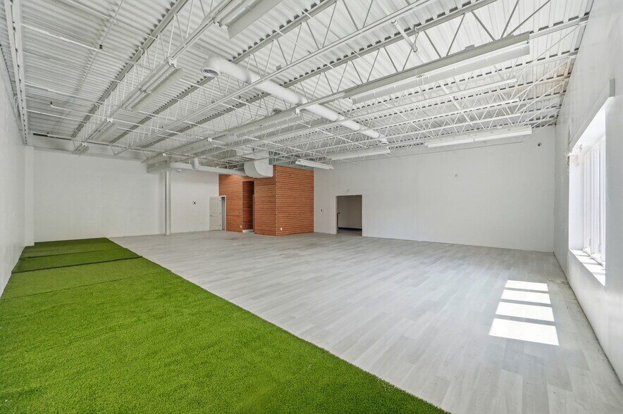 More Photos Of 3425 Sinclair Ln, Baltimore Warehouse For Sale