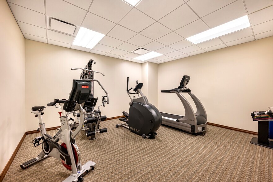 More Photos Of 333 N Central Ave, Phoenix Office For Lease