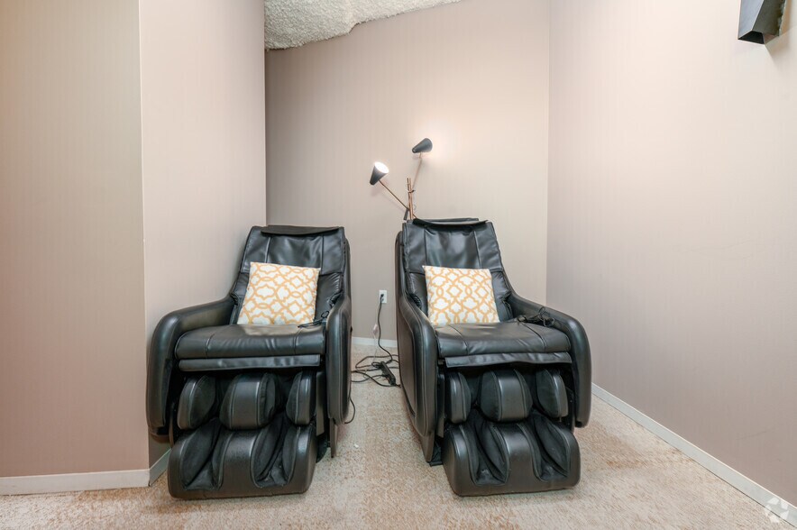 More Photos Of 1015 15th St NW, Washington Coworking Space