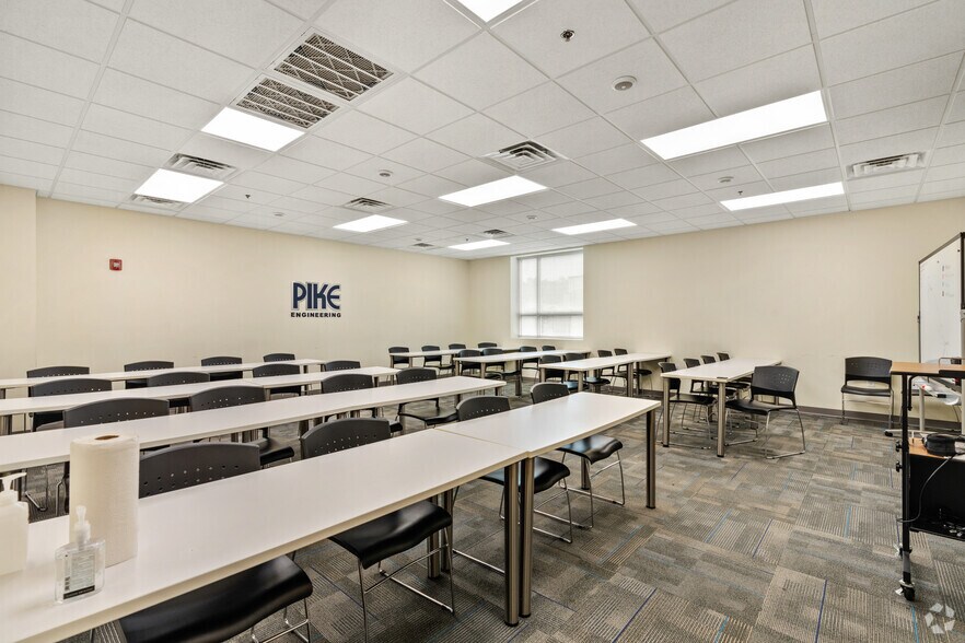 More Photos Of 2033 Corporate Dr S, Wilmington Office For Sale