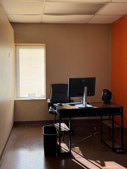 More Photos Of 1565 N 166th East Ave, Tulsa Service For Lease