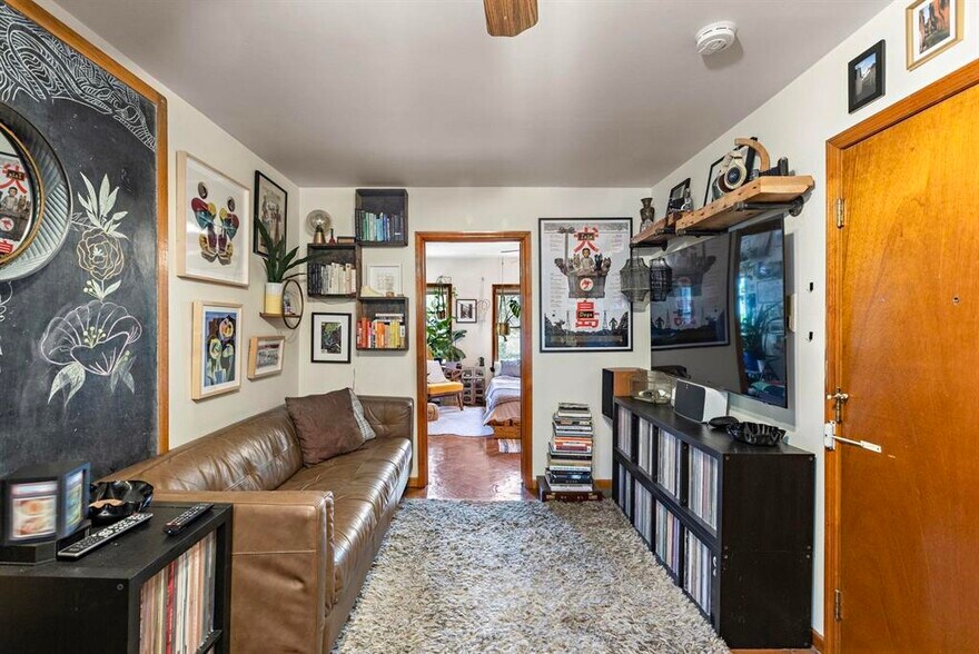 More Photos Of 24 W Hamilton Pl, Jersey City Multifamily For Sale