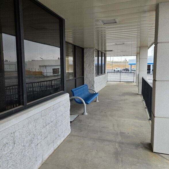More Photos Of 3003 S Memorial Dr, Tulsa Auto Dealership For Sale