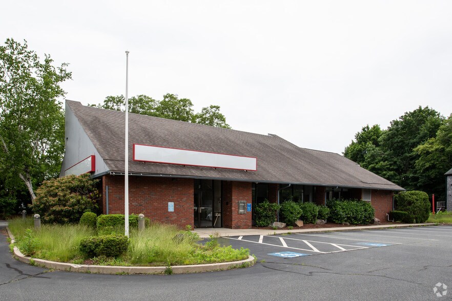More Photos Of 303 Columbia Rd, Hanover General Retail For Sale