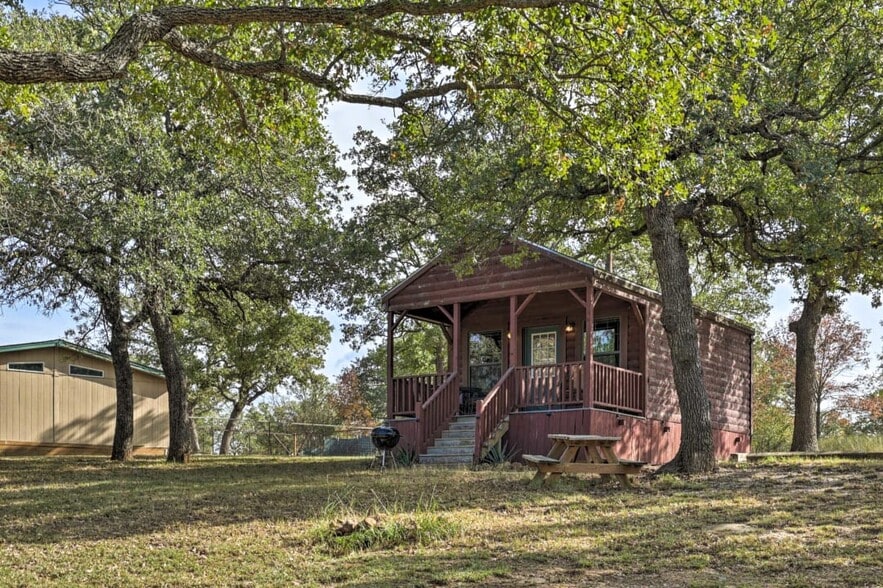 More Photos Of 179 Private Road 1735, Chico Marina For Sale