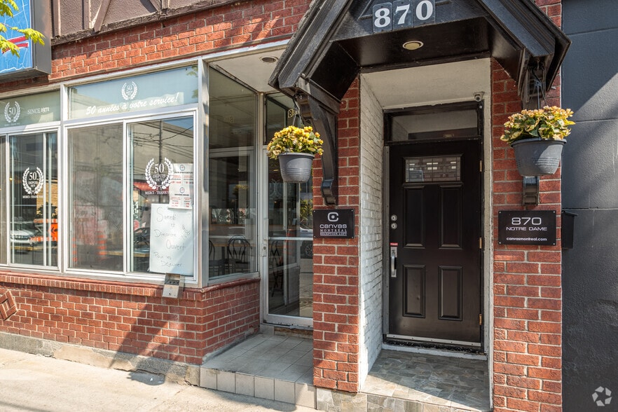 More Photos Of 870-898 Rue Notre-Dame O, Montréal Storefront Retail Office For Sale