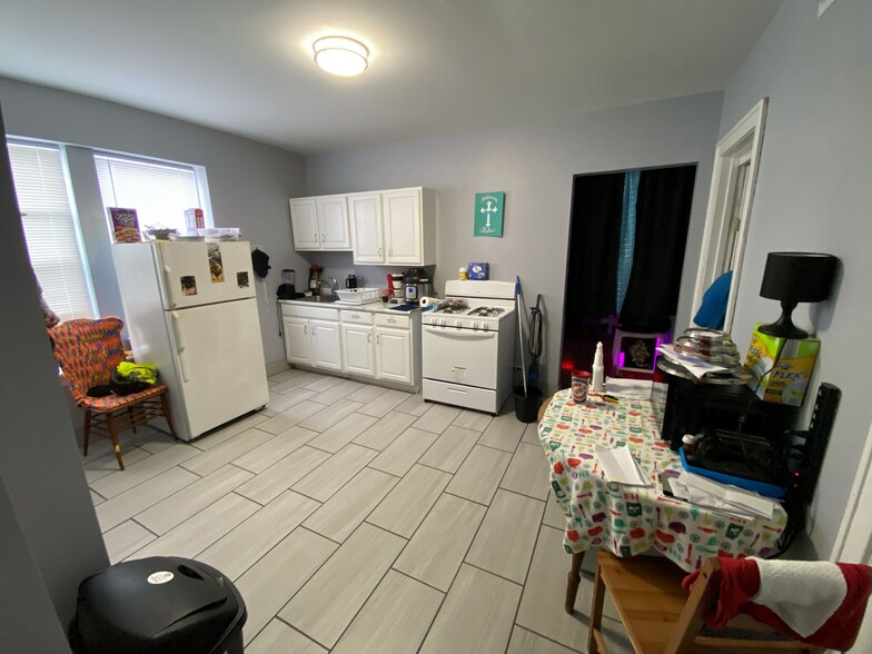 More Photos Of 4035 S Richmond St, Chicago Apartments For Sale