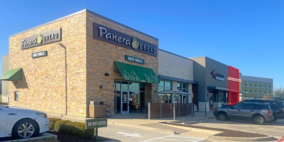 More Photos Of 6280 Tennyson Pkwy, Plano Storefront Retail Office For Lease