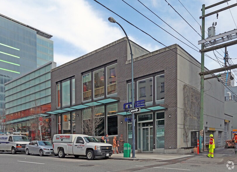 More Photos Of 982-988 Granville St, Vancouver Storefront Retail Office For Lease