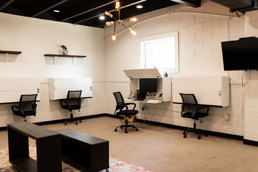 More Photos Of 205 Van Buren St, Nashville Coworking Space